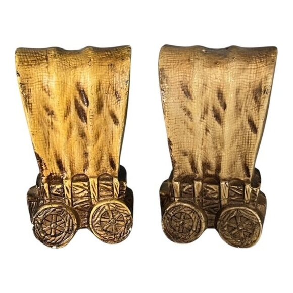 Vintage Covered Wagon Salt and Pepper Shakers – Hand-Painted Ceramic Japan - Picture 2 of 5